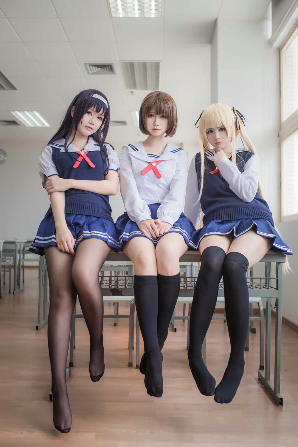 白金Saki - JK美丝校服 [29P86MB] - 第1张 - 机器猫次元