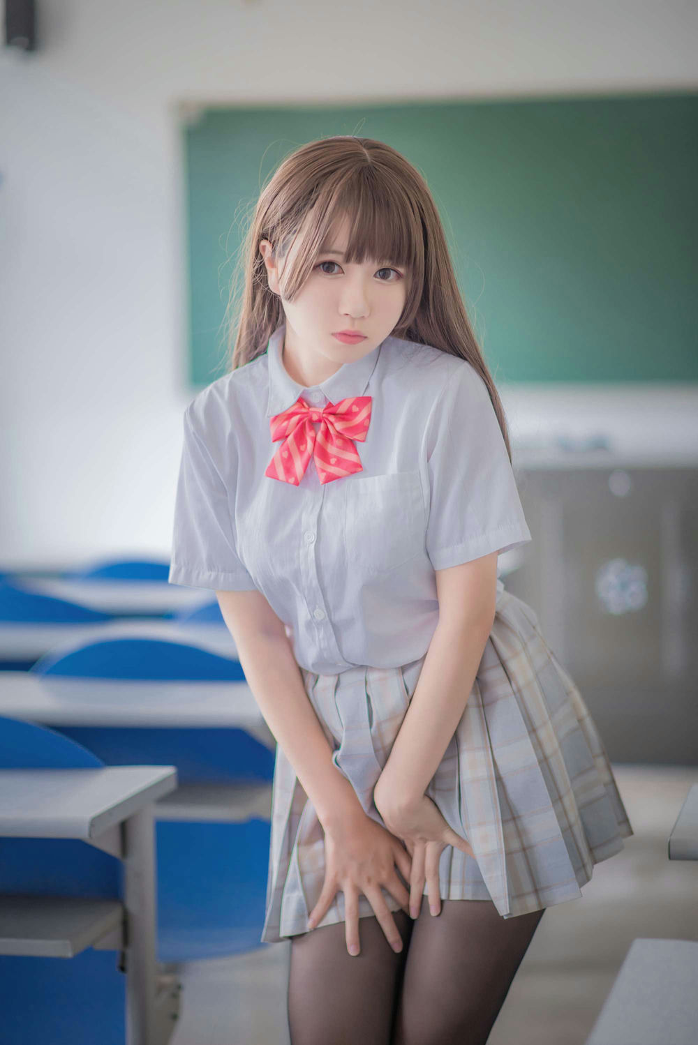 白金Saki - 制服黑丝 [24P-217MB] - 第2张 - 机器猫次元