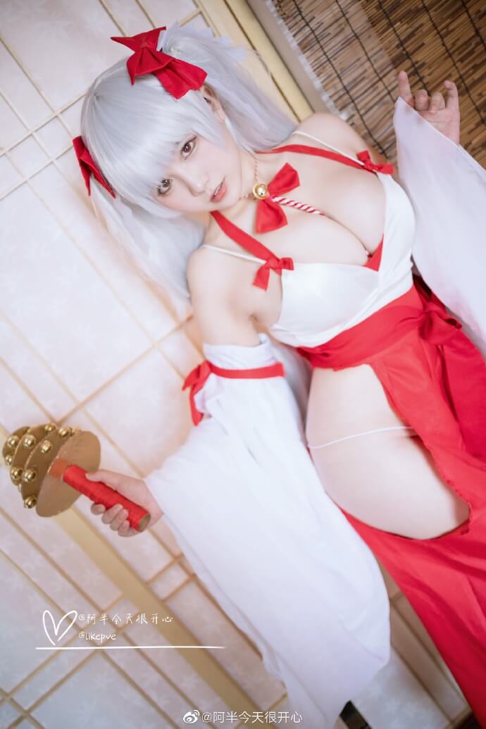 【COS正片】碧蓝航线可畏巫女服.ver cn阿半今天很开心 - 第1张 - 机器猫次元 【COS正片】碧蓝航线可畏巫女服.ver cn阿半今天很开心 - 第1张 - 机器猫次元