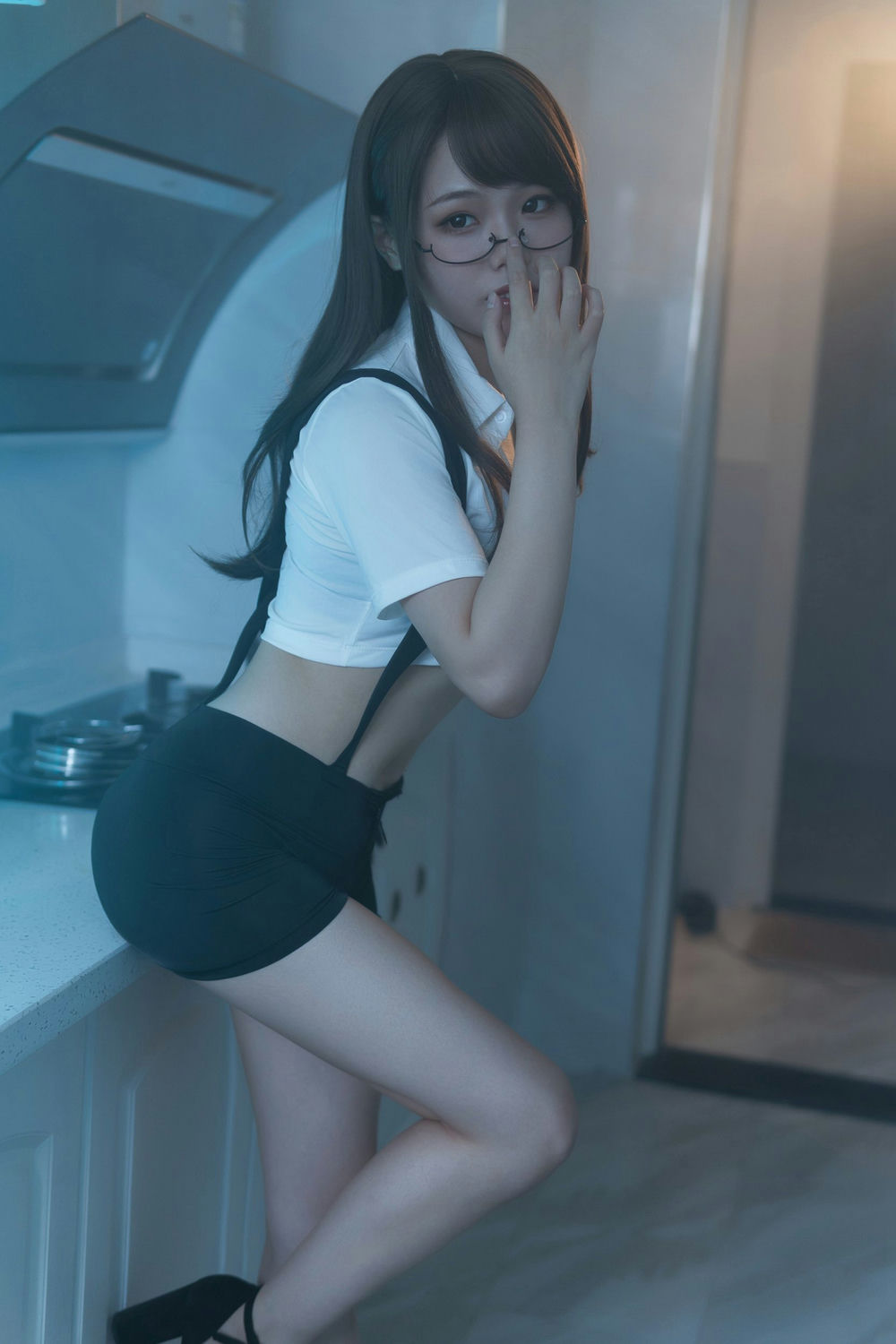 七月喵子 - 眼镜娘1号 [21P-91MB] - 第1张 - 机器猫次元