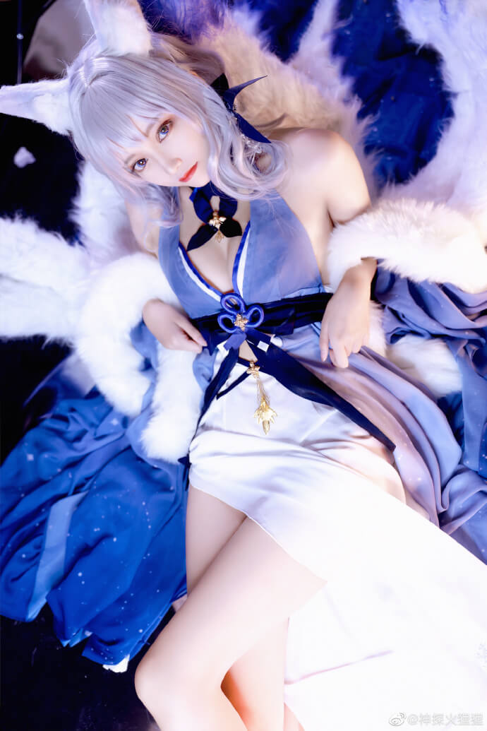 【COS正片】碧蓝航线鵗换装胧月十夜cos 信浓礼服 cn神探火狸狸 - 第7张 - 机器猫次元 【COS正片】碧蓝航线鵗换装胧月十夜cos 信浓礼服 cn神探火狸狸 - 第7张 - 机器猫次元