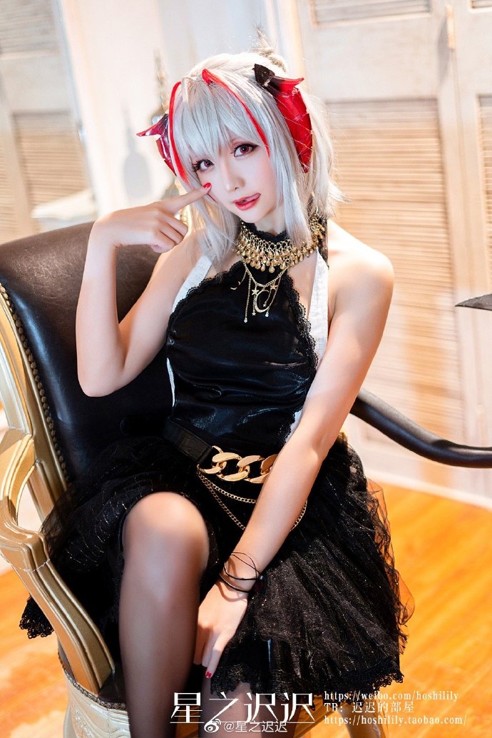 【COS正片】明日方舟W同人礼服cos cn星之迟迟 - 第6张 - 机器猫次元 【COS正片】明日方舟W同人礼服cos cn星之迟迟 - 第6张 - 机器猫次元
