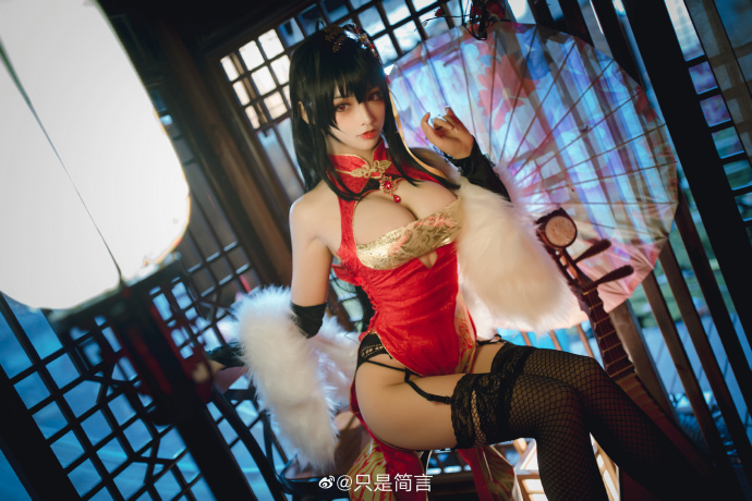 【COS正片】碧蓝航线 大凤新春旗袍cos cn只是简言 - 第15张 - 机器猫次元 【COS正片】碧蓝航线 大凤新春旗袍cos cn只是简言 - 第15张 - 机器猫次元