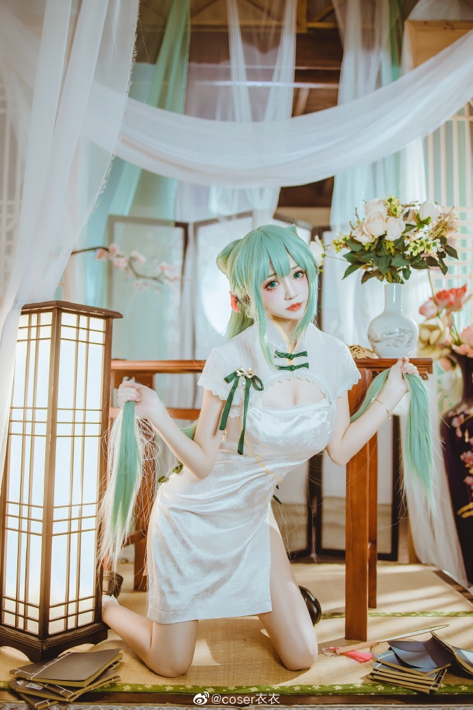 【COS正片】初音未来旗袍韶华ver,淡雅的迷人气质 coser衣衣 - 第6张 - 机器猫次元 【COS正片】初音未来旗袍韶华ver,淡雅的迷人气质 coser衣衣 - 第6张 - 机器猫次元