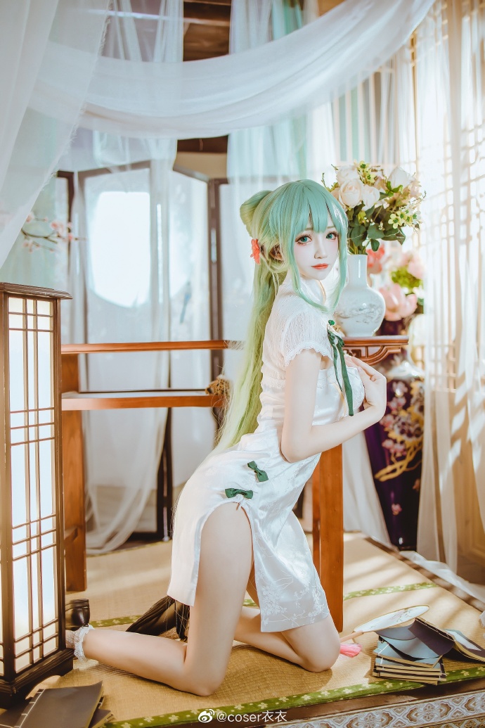 【COS正片】初音未来旗袍韶华ver,淡雅的迷人气质 coser衣衣 - 第8张 - 机器猫次元 【COS正片】初音未来旗袍韶华ver,淡雅的迷人气质 coser衣衣 - 第8张 - 机器猫次元