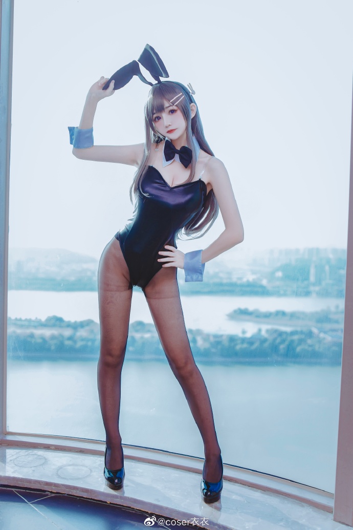 【COS正片】樱岛麻衣cos 学姐的黑丝长腿兔女郎 coser衣衣 - 第4张 - 机器猫次元 【COS正片】樱岛麻衣cos 学姐的黑丝长腿兔女郎 coser衣衣 - 第4张 - 机器猫次元