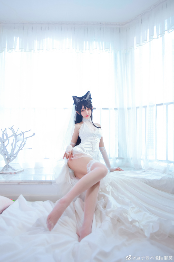 【COS正片】碧蓝航线爱宕白婚纱cos 纯白花嫁美丽无暇 - 第9张 - 机器猫次元 【COS正片】碧蓝航线爱宕白婚纱cos 纯白花嫁美丽无暇 - 第9张 - 机器猫次元