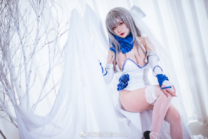 【COS正片】碧蓝航线路易九世cos华服的圣骑士 cn巴鲁巴鲁BaRu - 第9张 - 机器猫次元 【COS正片】碧蓝航线路易九世cos华服的圣骑士 cn巴鲁巴鲁BaRu - 第9张 - 机器猫次元