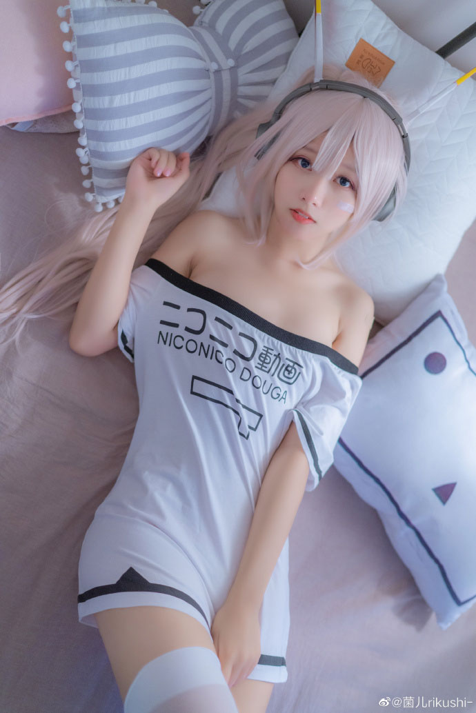 【COS正片】碧蓝航线绫波 柚cos 可爱日常 cn菌儿rikushi- - 第5张 - 机器猫次元 【COS正片】碧蓝航线绫波 柚cos 可爱日常 cn菌儿rikushi- - 第5张 - 机器猫次元
