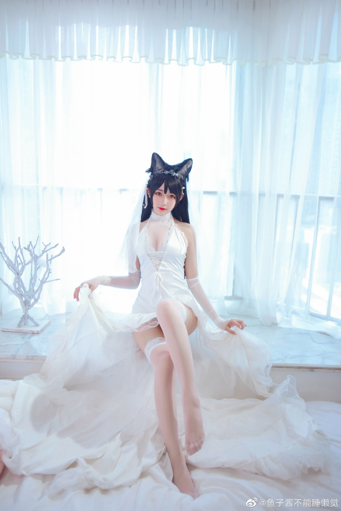 【COS正片】碧蓝航线爱宕白婚纱cos 纯白花嫁美丽无暇 - 第2张 - 机器猫次元 【COS正片】碧蓝航线爱宕白婚纱cos 纯白花嫁美丽无暇 - 第2张 - 机器猫次元