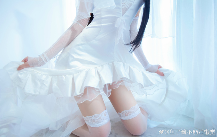 【COS正片】碧蓝航线爱宕白婚纱cos 纯白花嫁美丽无暇 - 第18张 - 机器猫次元 【COS正片】碧蓝航线爱宕白婚纱cos 纯白花嫁美丽无暇 - 第18张 - 机器猫次元
