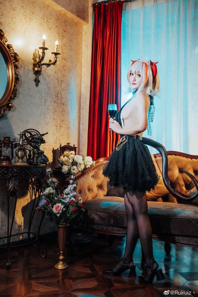【COS正片】明日方舟W礼服 Ruiruiz - 第9张 - 机器猫次元 【COS正片】明日方舟W礼服 Ruiruiz - 第9张 - 机器猫次元