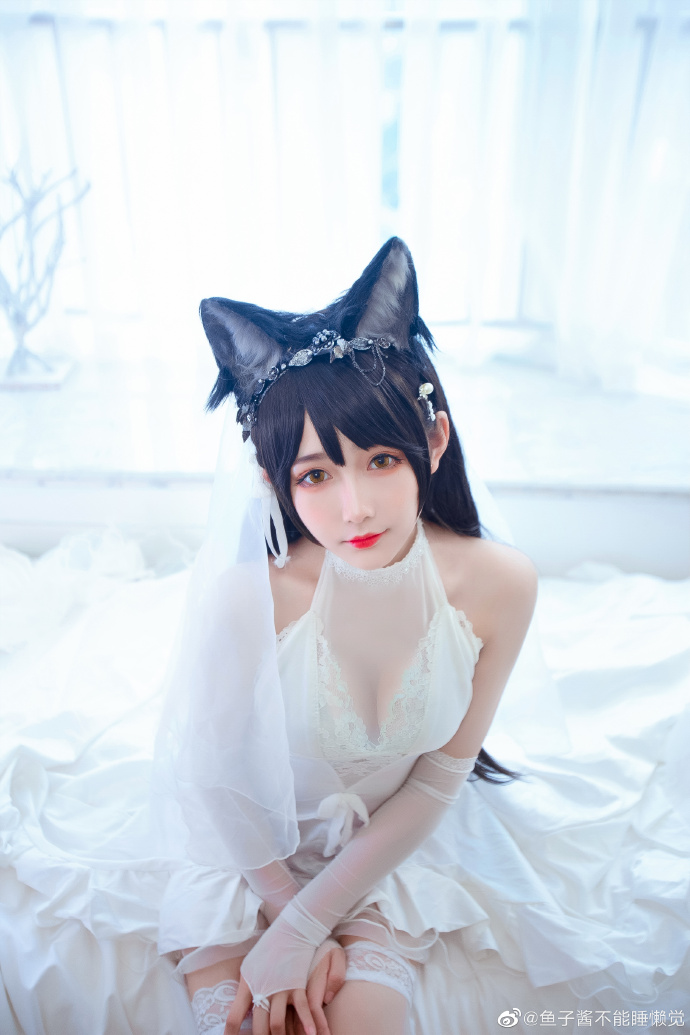 【COS正片】碧蓝航线爱宕白婚纱cos 纯白花嫁美丽无暇 - 第8张 - 机器猫次元 【COS正片】碧蓝航线爱宕白婚纱cos 纯白花嫁美丽无暇 - 第8张 - 机器猫次元