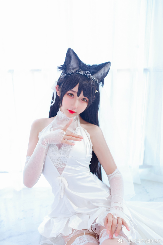 【COS正片】碧蓝航线爱宕白婚纱cos 纯白花嫁美丽无暇 - 第3张 - 机器猫次元 【COS正片】碧蓝航线爱宕白婚纱cos 纯白花嫁美丽无暇 - 第3张 - 机器猫次元
