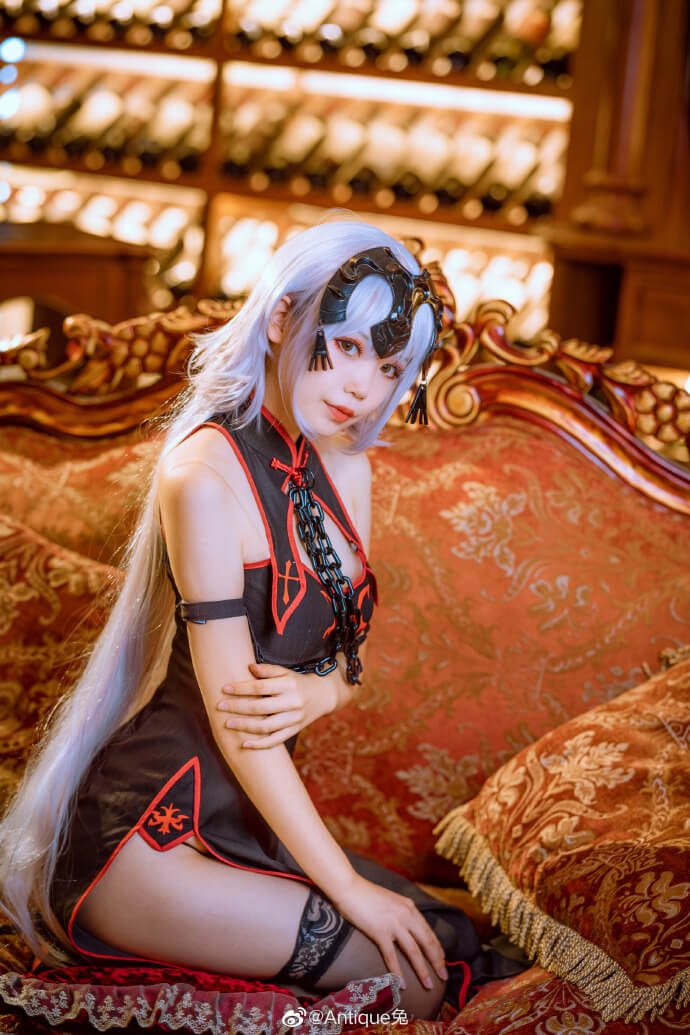 【COS正片】fate/grand order黑贞德旗袍cos黑丝长腿 Antique兔 - 第2张 - 机器猫次元 【COS正片】fate/grand order黑贞德旗袍cos黑丝长腿 Antique兔 - 第2张 - 机器猫次元
