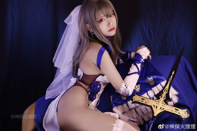 【COS正片】碧蓝航线路易九世换装cos 华服的圣骑士 cn神探火狸狸 - 第10张 - 机器猫次元 【COS正片】碧蓝航线路易九世换装cos 华服的圣骑士 cn神探火狸狸 - 第10张 - 机器猫次元