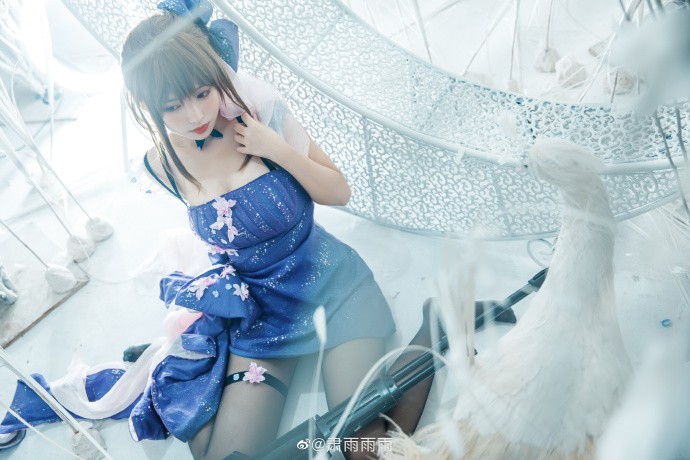【COS正片】少女前线K2黎明之前cos 礼服熏风圆舞曲 cn肃雨雨雨 - 第10张 - 机器猫次元 【COS正片】少女前线K2黎明之前cos 礼服熏风圆舞曲 cn肃雨雨雨 - 第10张 - 机器猫次元