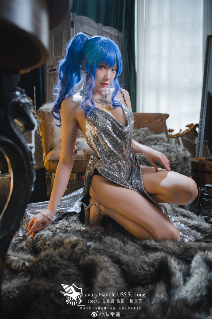 【COS正片】碧蓝航线圣路易斯Luxury Handle 晚宴性感礼服 cn瓜希酱 - 第7张 - 机器猫次元 【COS正片】碧蓝航线圣路易斯Luxury Handle 晚宴性感礼服 cn瓜希酱 - 第7张 - 机器猫次元