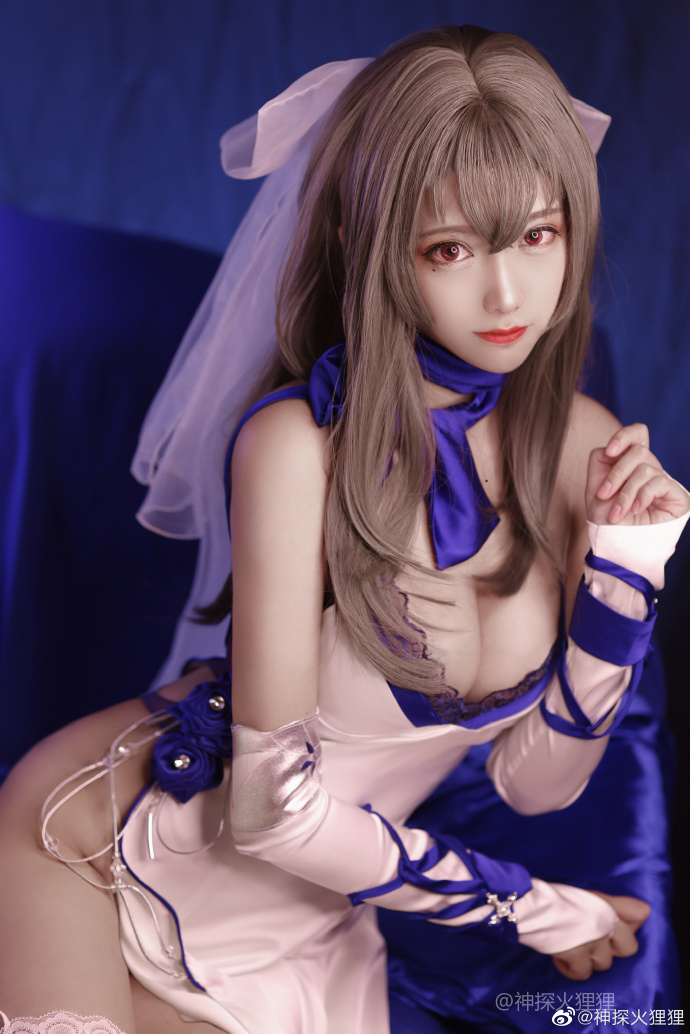 【COS正片】碧蓝航线路易九世换装cos 华服的圣骑士 cn神探火狸狸 - 第6张 - 机器猫次元 【COS正片】碧蓝航线路易九世换装cos 华服的圣骑士 cn神探火狸狸 - 第6张 - 机器猫次元