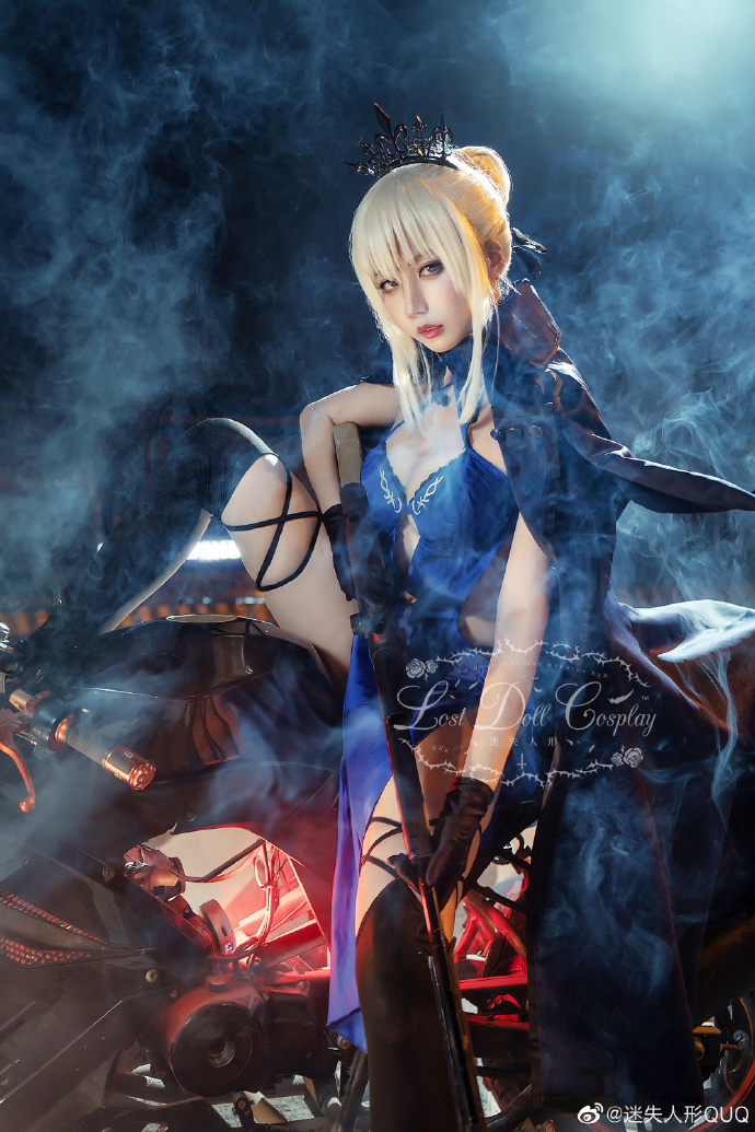 【COS正片】FGO阿尔托莉雅 Alter Rider 黑呆枪cos cn迷失人形QUQ - 第8张 - 机器猫次元 【COS正片】FGO阿尔托莉雅 Alter Rider 黑呆枪cos cn迷失人形QUQ - 第8张 - 机器猫次元