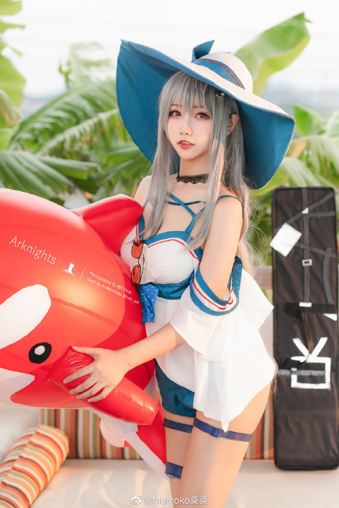 【COS正片】明日方舟斯卡蒂泳装cos 驭浪WR04 Momoko葵葵 - 第2张 - 机器猫次元 【COS正片】明日方舟斯卡蒂泳装cos 驭浪WR04 Momoko葵葵 - 第2张 - 机器猫次元