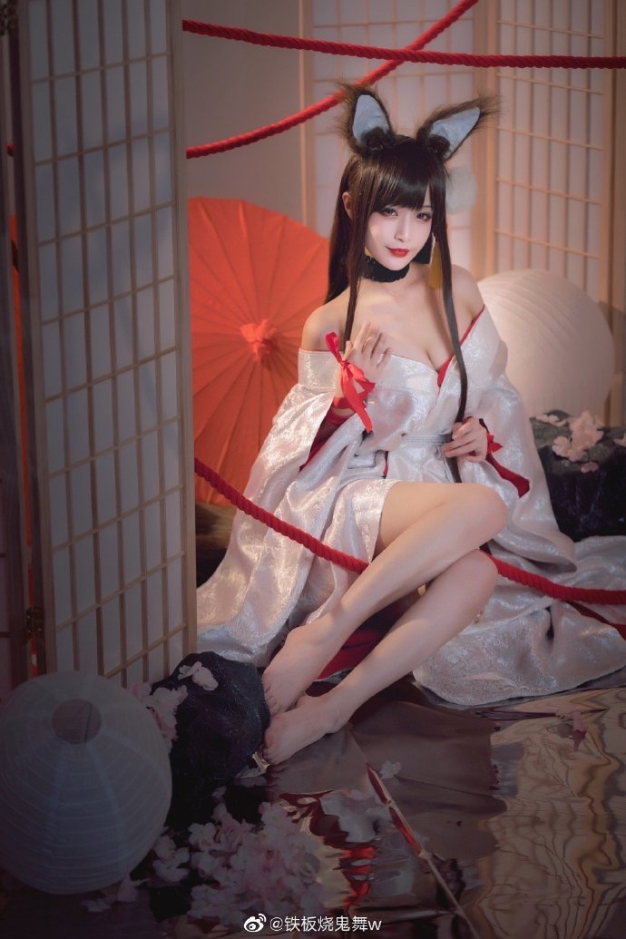 【COS正片】碧蓝航线赤城凰cos 誓约的婚纱 cn铁板烧鬼舞w - 第2张 - 机器猫次元 【COS正片】碧蓝航线赤城凰cos 誓约的婚纱 cn铁板烧鬼舞w - 第2张 - 机器猫次元