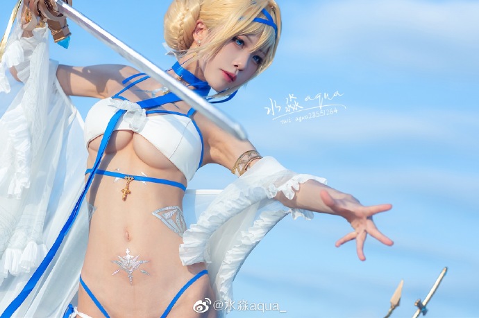 【COS正片】碧蓝航线圣女贞德cos cn水淼aqua - 第11张 - 机器猫次元 【COS正片】碧蓝航线圣女贞德cos cn水淼aqua - 第11张 - 机器猫次元