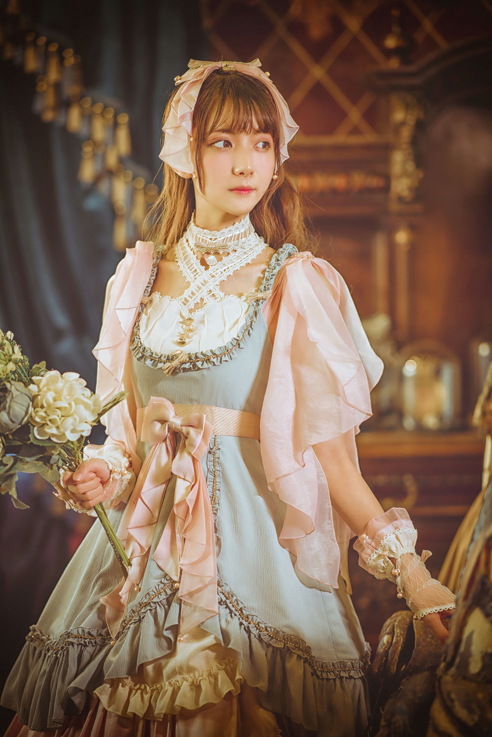 陆卿卿(kyokyo) - Lo娘 [14P-49MB] - 第1张 - 机器猫次元