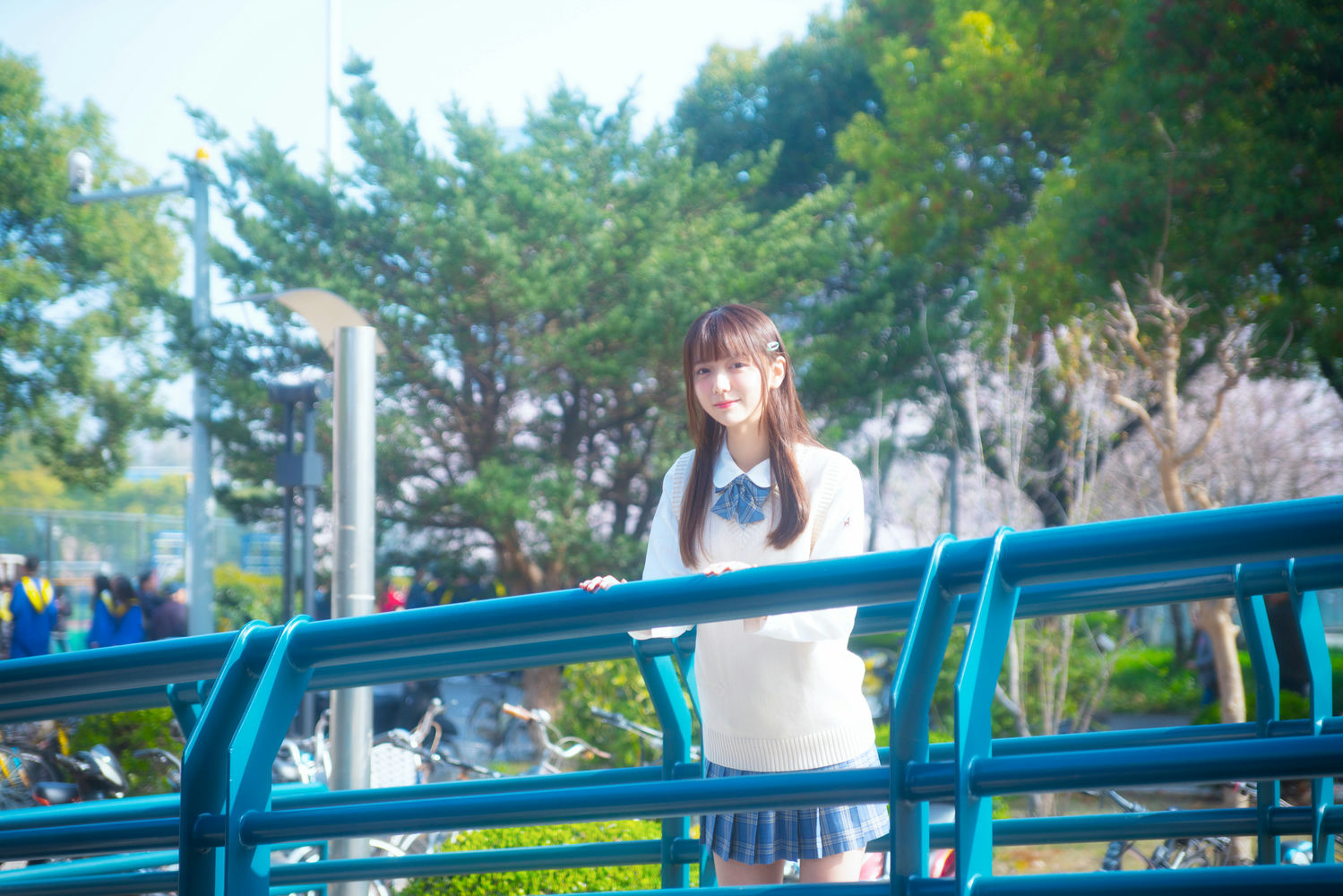 陆卿卿(kyokyo) - 樱花与JK [9P-41MB] - 第2张 - 机器猫次元