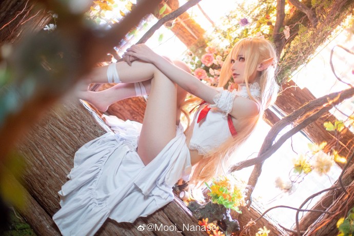 【COS正片】刀剑神域亚丝娜精灵女王cos Mooi_Nanase - 第2张 - 机器猫次元 【COS正片】刀剑神域亚丝娜精灵女王cos Mooi_Nanase - 第2张 - 机器猫次元