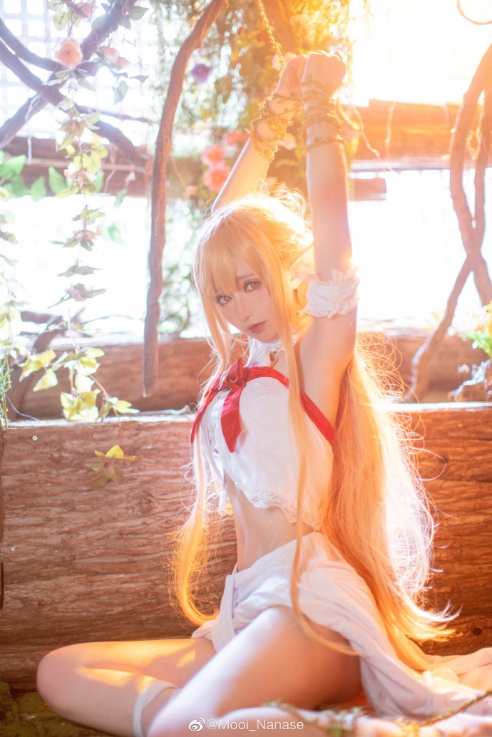 【COS正片】刀剑神域亚丝娜精灵女王cos Mooi_Nanase - 第5张 - 机器猫次元 【COS正片】刀剑神域亚丝娜精灵女王cos Mooi_Nanase - 第5张 - 机器猫次元