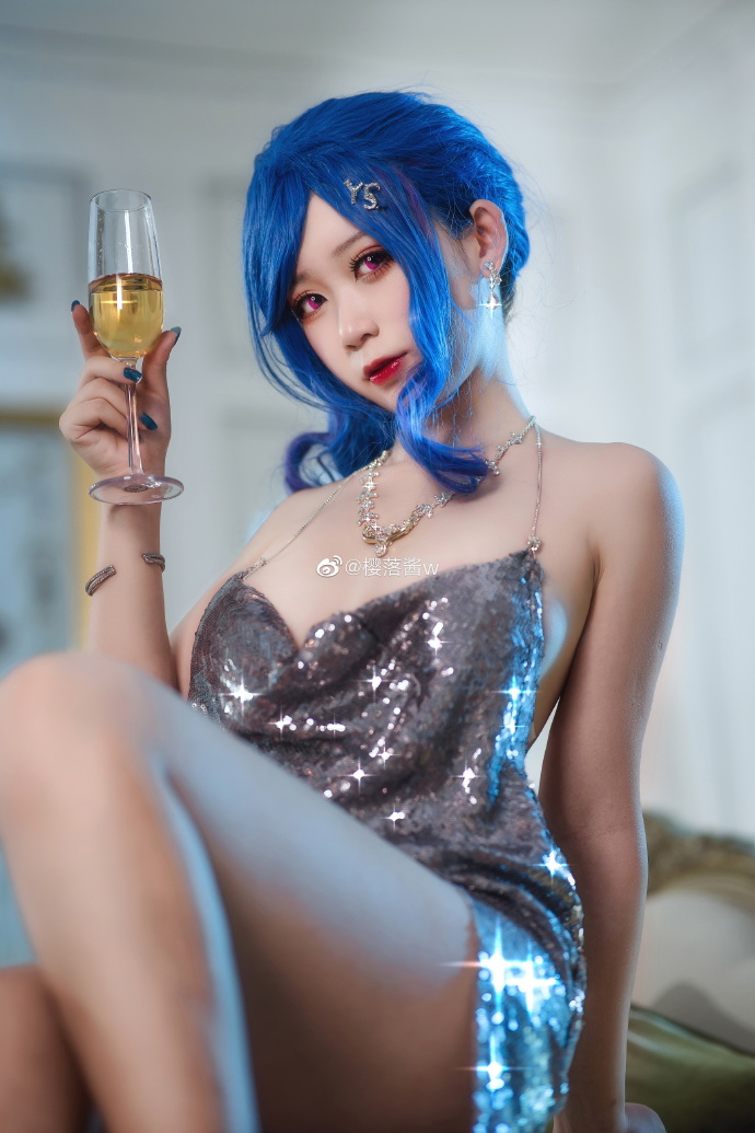 【COS正片】碧蓝航线圣路易斯礼服cos 圣姨的宴会 cn樱落酱 - 第3张 - 机器猫次元 【COS正片】碧蓝航线圣路易斯礼服cos 圣姨的宴会 cn樱落酱 - 第3张 - 机器猫次元