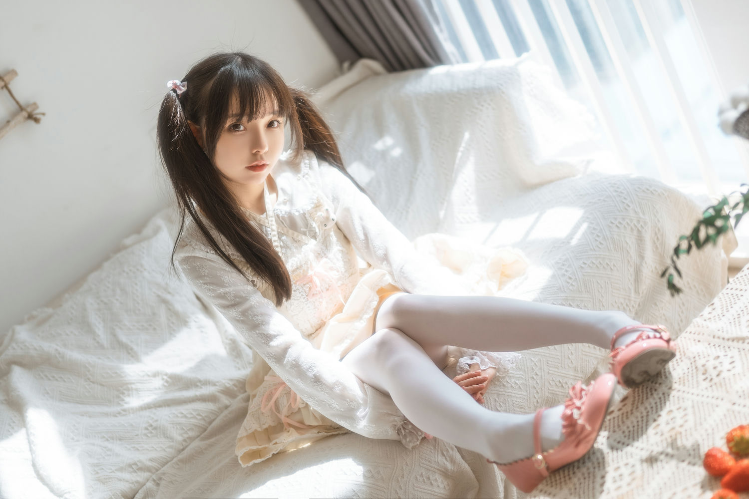 六味帝皇酱 - 洛丽塔 [71P-657MB] - 第2张 - 机器猫次元