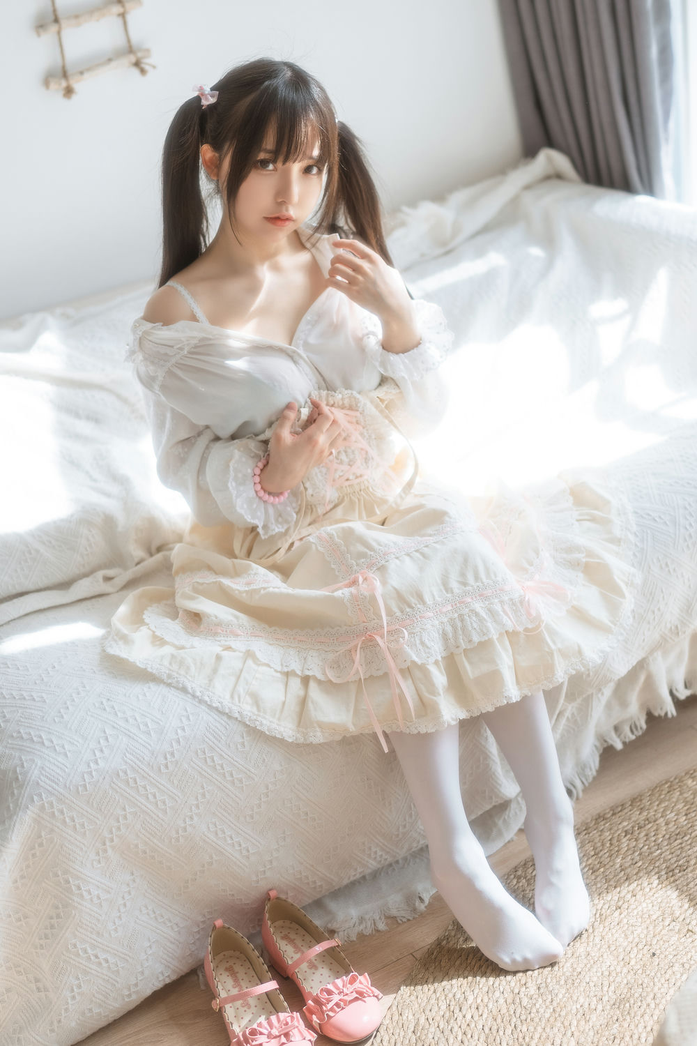 六味帝皇酱 - 洛丽塔 [71P-657MB] - 第1张 - 机器猫次元
