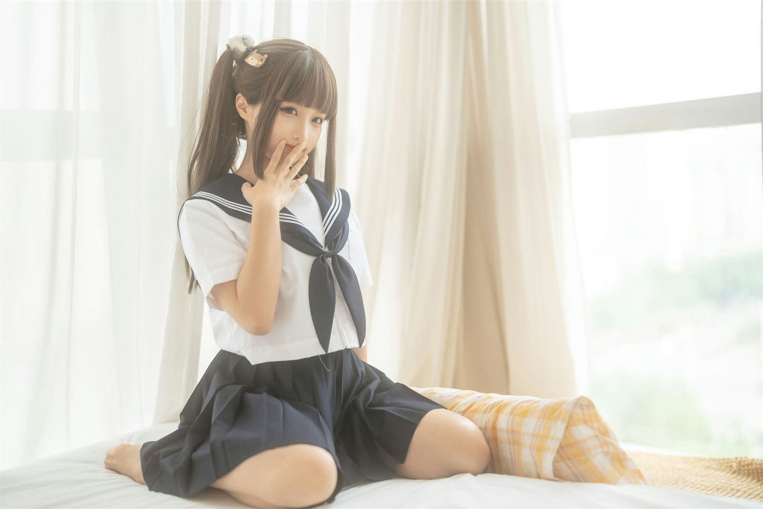 蠢沫沫 - 被窝JK [15P1V-400MB] - 第2张 - 机器猫次元