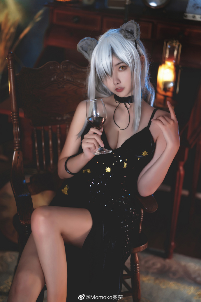 【COS正片】明日方舟黑cos 黑色高贵礼服 Momoko葵葵 - 第6张 - 机器猫次元 【COS正片】明日方舟黑cos 黑色高贵礼服 Momoko葵葵 - 第6张 - 机器猫次元