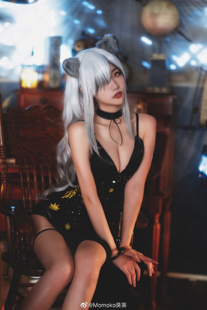 【COS正片】明日方舟黑cos 黑色高贵礼服 Momoko葵葵 - 第9张 - 机器猫次元 【COS正片】明日方舟黑cos 黑色高贵礼服 Momoko葵葵 - 第9张 - 机器猫次元