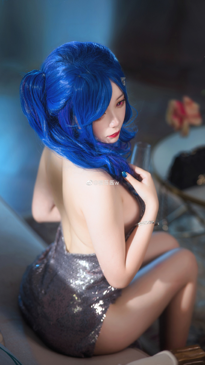 【COS正片】碧蓝航线圣路易斯礼服cos 圣姨的宴会 cn樱落酱 - 第5张 - 机器猫次元 【COS正片】碧蓝航线圣路易斯礼服cos 圣姨的宴会 cn樱落酱 - 第5张 - 机器猫次元
