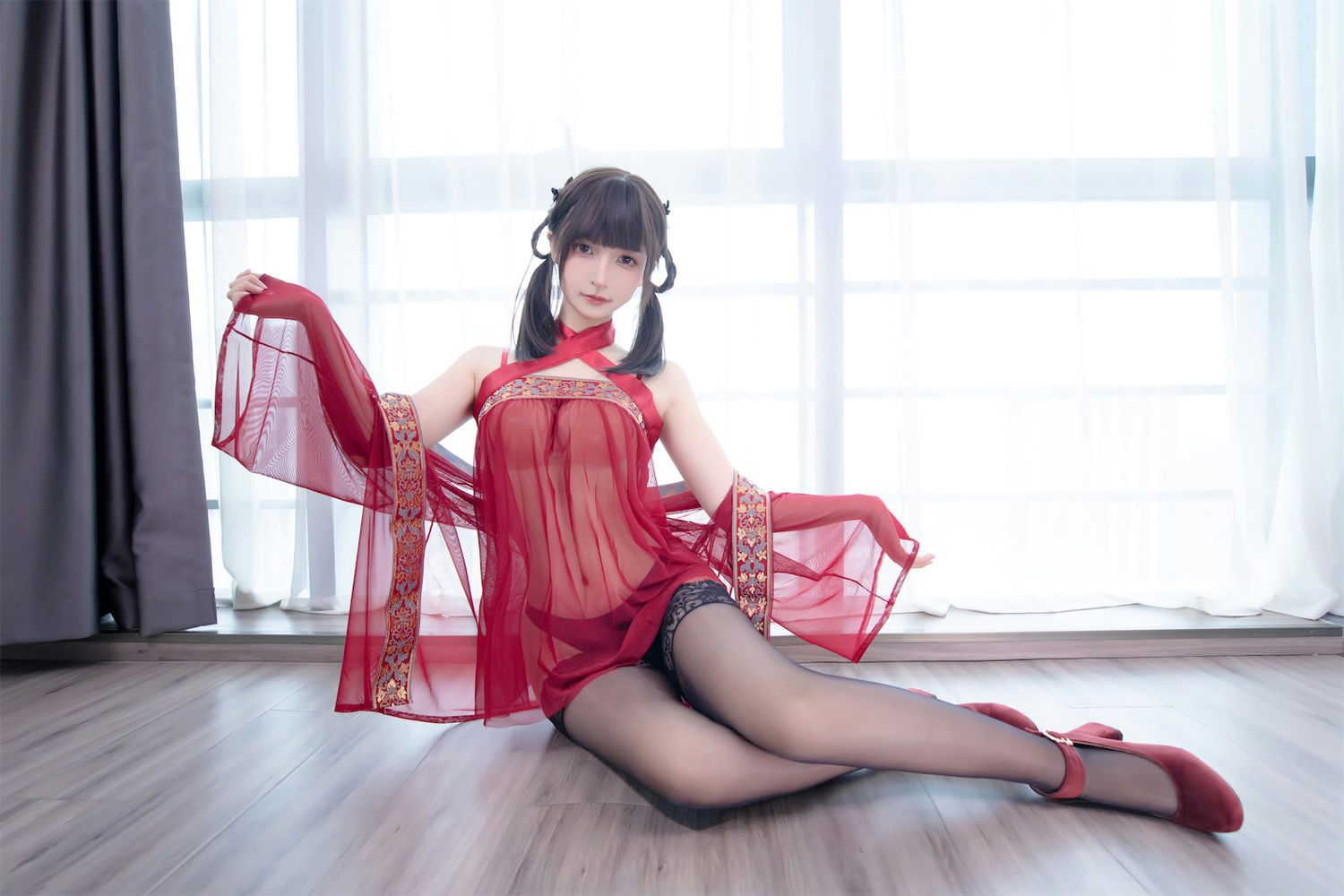 神楽坂真冬 - 唐宫魅影 [75P91MB] - 第2张 - 机器猫次元