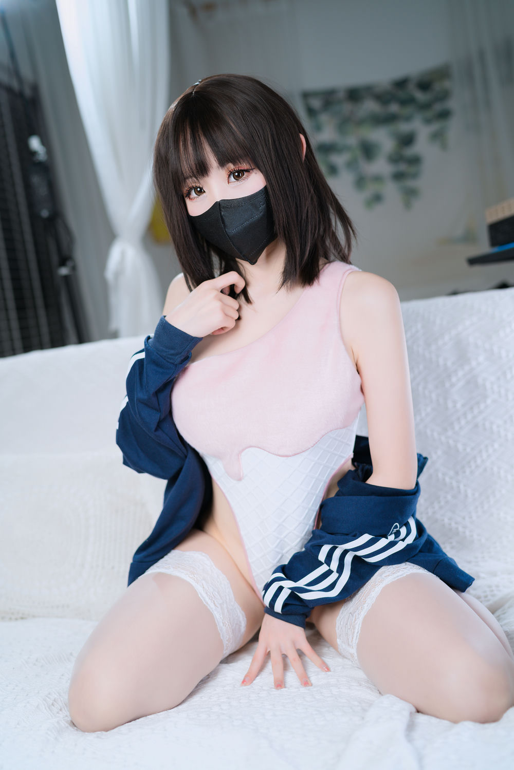 miko酱ww - 草莓圣代 [47P-500MB] - 第5张 - 机器猫次元