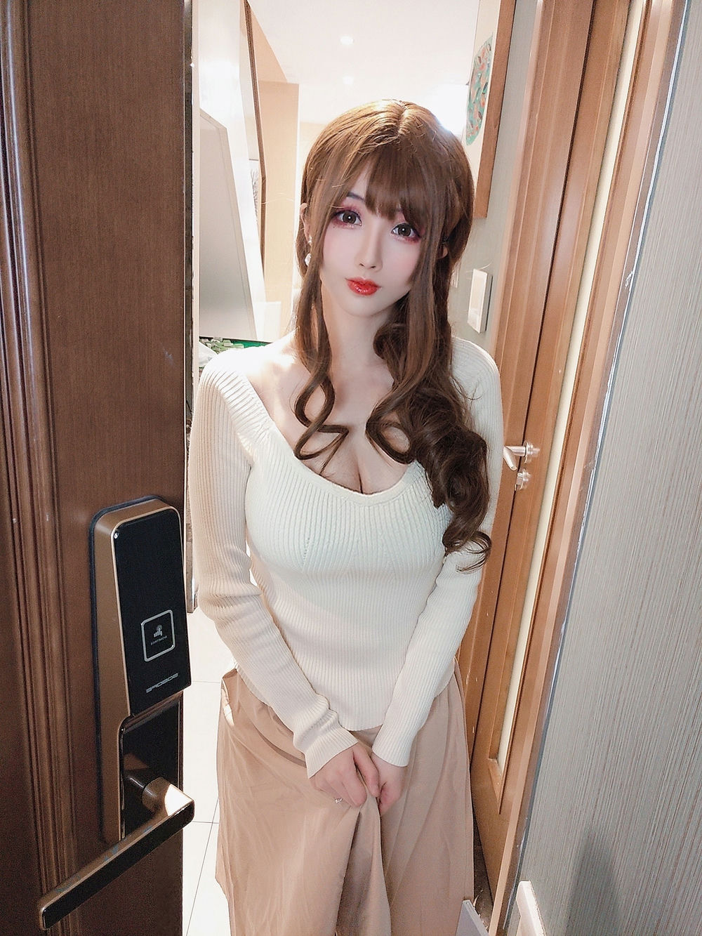 rioko凉凉子 - 寝取られ [45P12V.02GB] - 第2张 - 机器猫次元