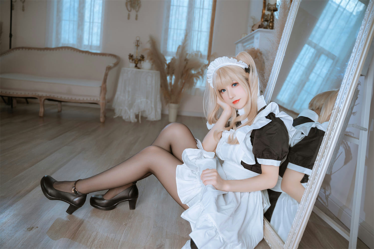 coser衣衣 - 女仆装 - 第2张 - 机器猫次元