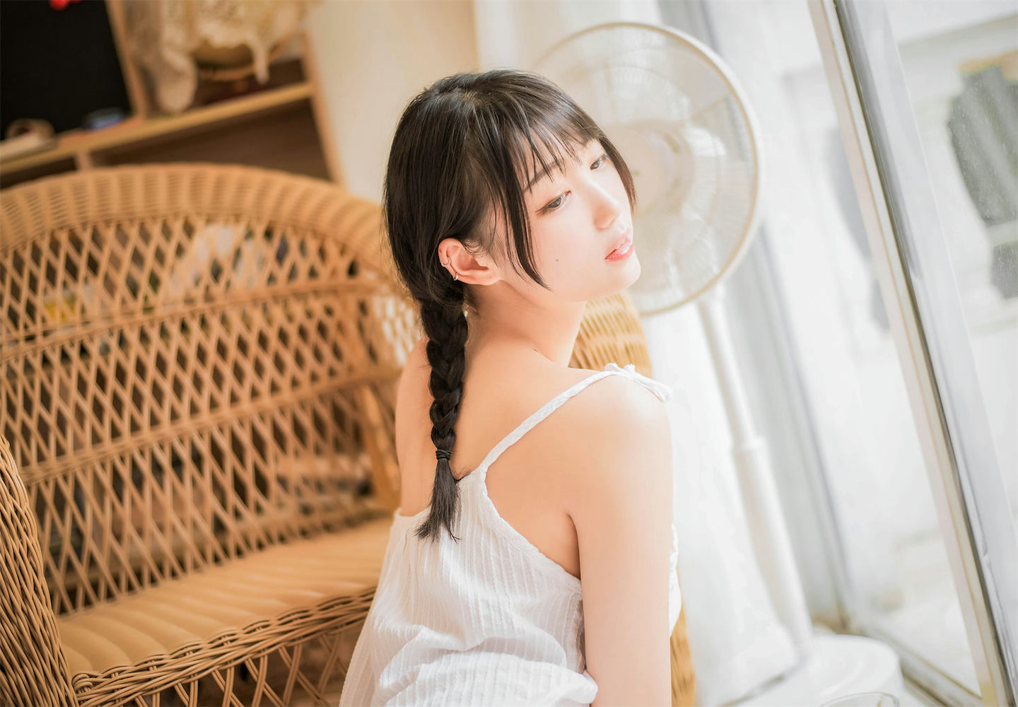 周叽是可爱兔兔 - 盛夏 [19P] - 第3张 - 机器猫次元