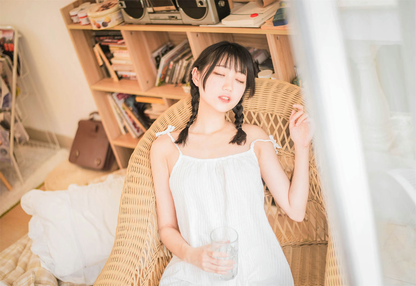 周叽是可爱兔兔 - 盛夏 [19P] - 第1张 - 机器猫次元