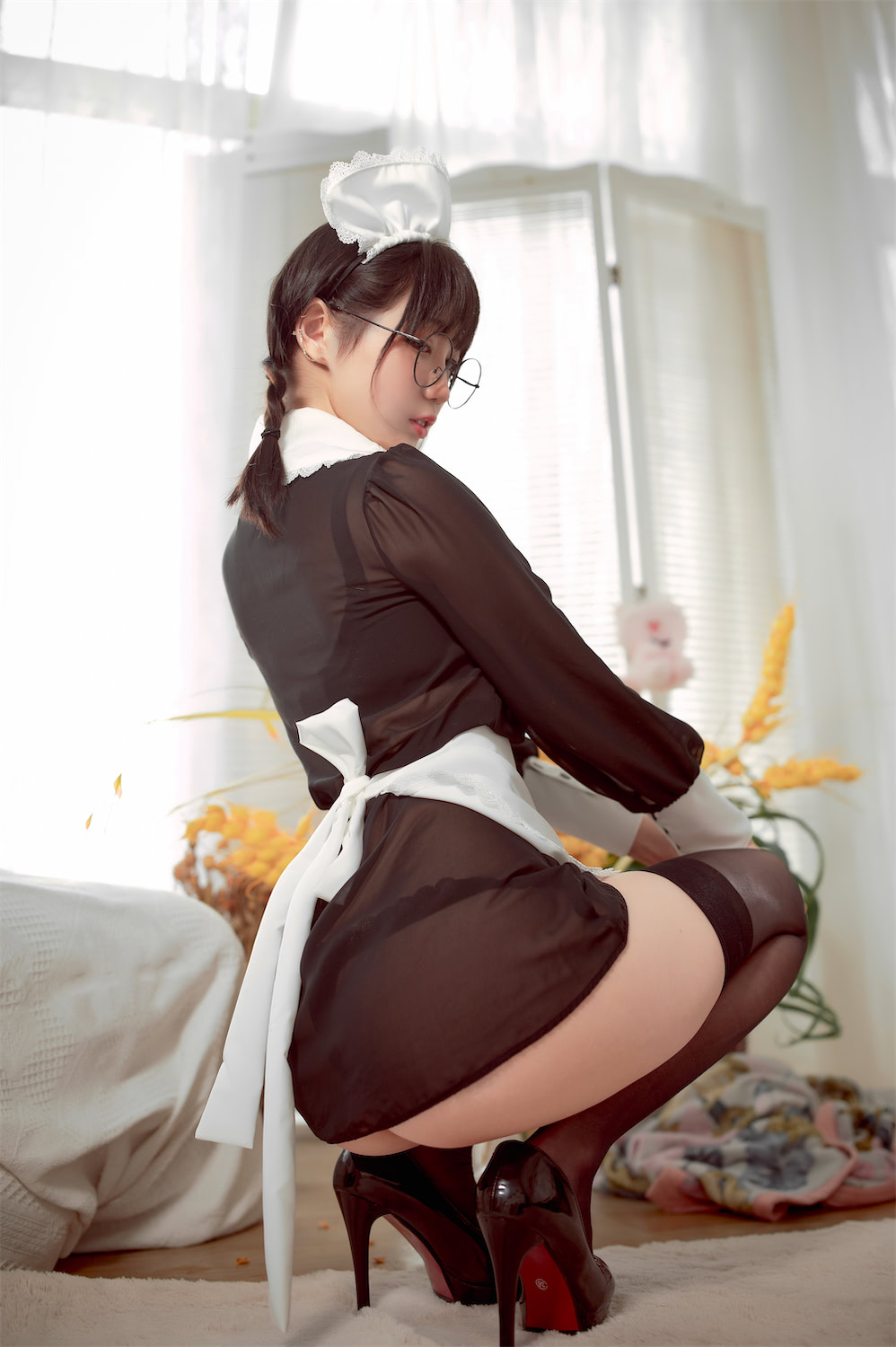 周叽是可爱兔兔 - 眼镜女仆 [53P] - 第4张 - 机器猫次元