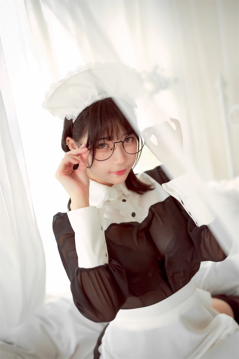 周叽是可爱兔兔 - 眼镜女仆 [53P] - 第5张 - 机器猫次元
