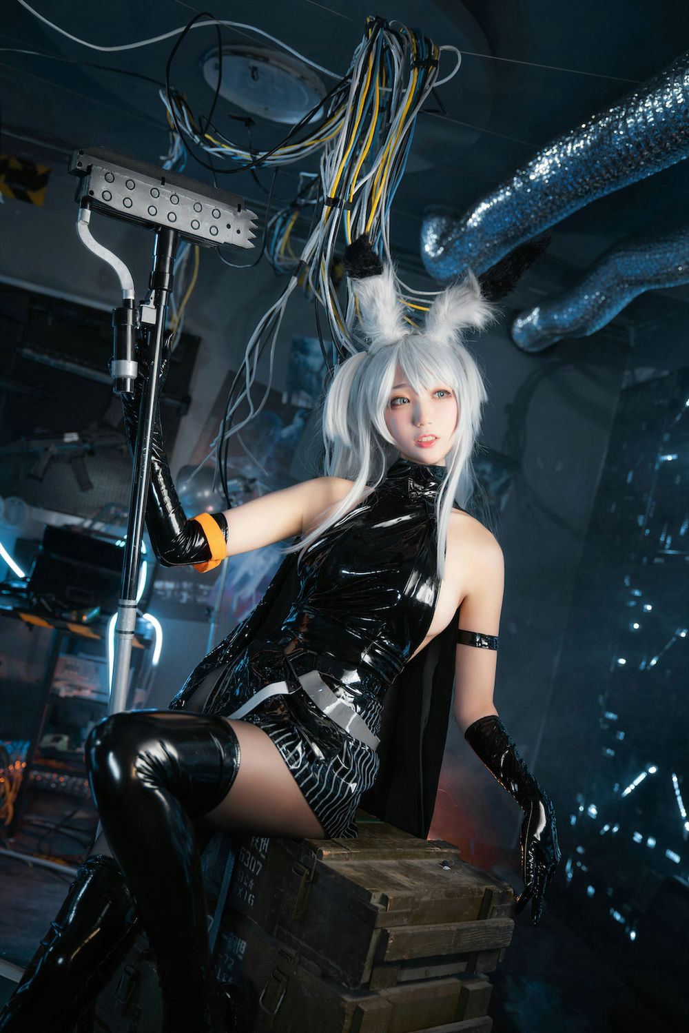 周叽是可爱兔兔 - 明日方舟 精二暴行 [22P] - 第2张 - 机器猫次元