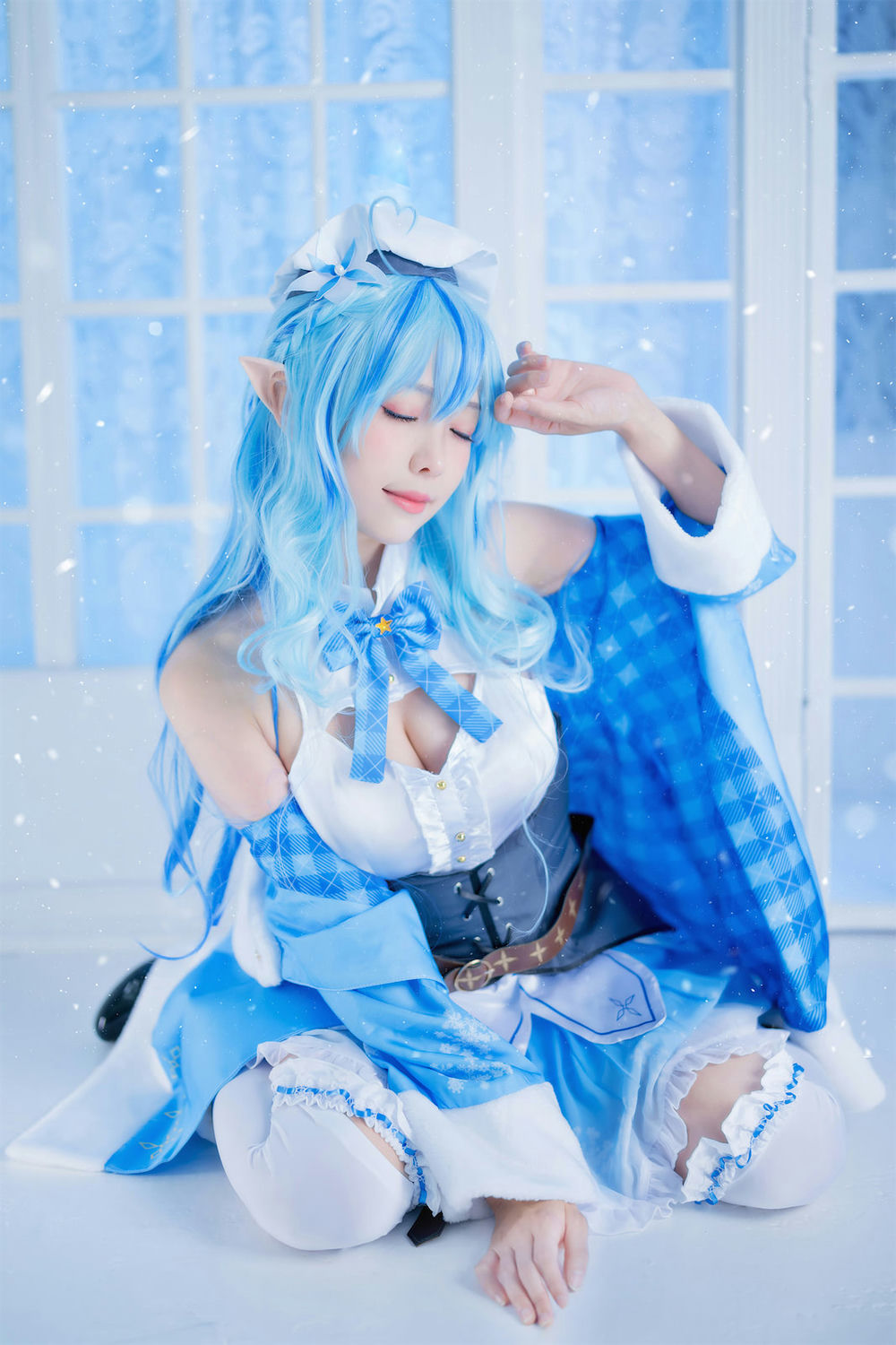 ElyEE子 - 雪花菈米 [18P] - 第1张 - 机器猫次元