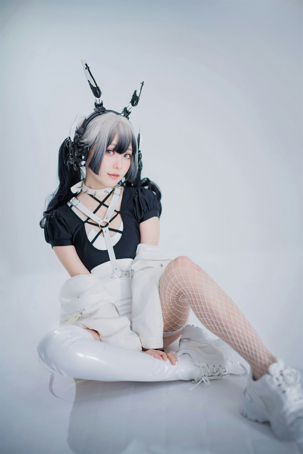 ElyEE子 - 赛博朋克Blanche [42P] - 第2张 - 机器猫次元