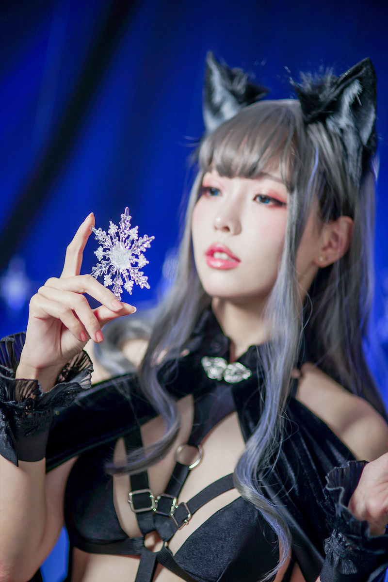 ElyEE子 - 白昼狼闇夜狼 [52P] - 第1张 - 机器猫次元